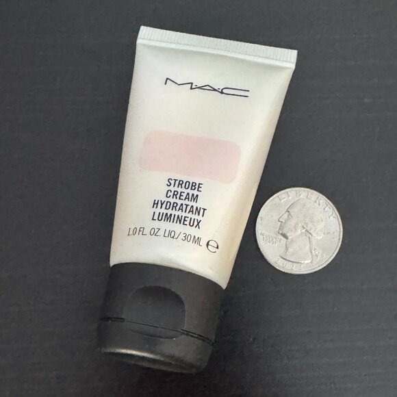 MAC Strobe Cream in Pinklite (Original Strobe Cream) - Picture 2 of 12